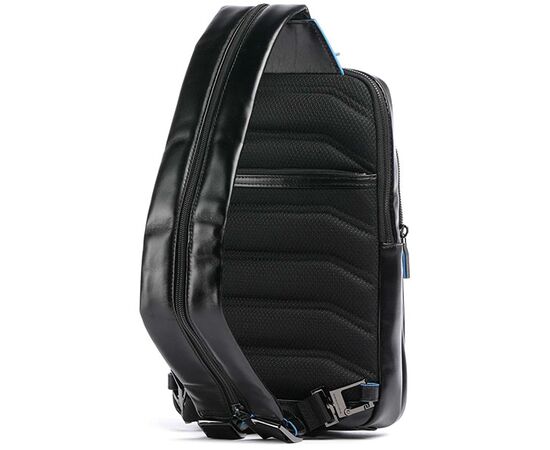  Рюкзак слинг мужской Piquadro Blue Square CA6589B2/N черный кожа 