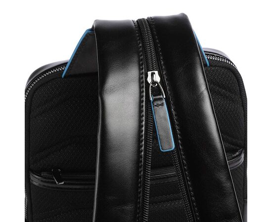  Рюкзак слинг мужской Piquadro Blue Square CA6589B2/N черный кожа 