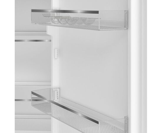  Холодильник встраиваемый Hotpoint HBT 20I 