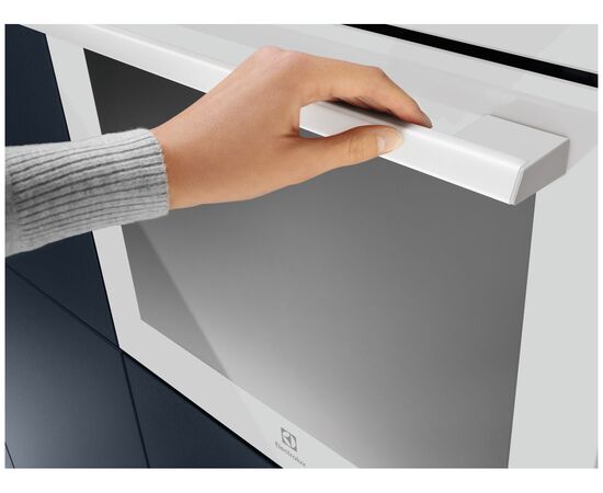  Духовой шкаф Electrolux EOF5F50BV 